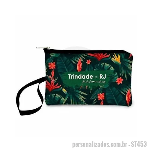 Necessaire em Neoprene personalizado - Necessaire em neoprene permite que esse acessório tenha uma longa durabilidade. Dimensões: 12cm x 19cm (AxL);