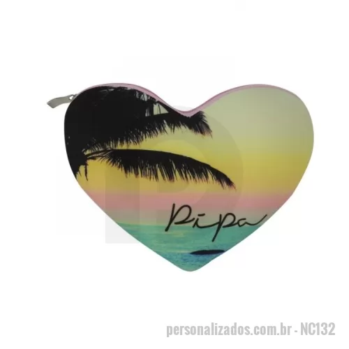 Necessaire em Neoprene personalizado - Necessaire de Coração para Brindes Personalizados