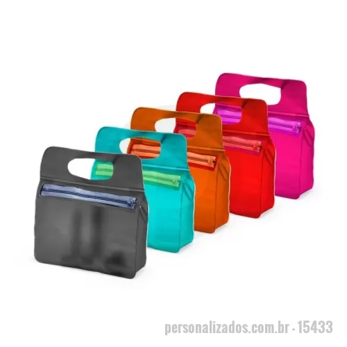 Necessaire em Pvc personalizado -  Nécessaire em PVC com fechamento em zíper e alça de mão na parte superior. 
