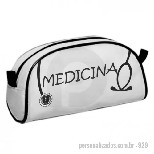 Nécessaire personalizado - Nécessaire personalizada. Somos fabricantes, produzimos essa necessaire em qualquer cor, a gravação pode ser feita em serigrafia, bordado ou sublimação. Esteja presente no dia-a-dia de seu cliente. Medidas 20x11x08.