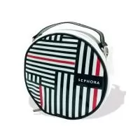 Necessaire Redonda Personalizada – Fabricação Própria  A Necessaire Redonda Personalizada é uma opção moderna, elegante e diferenciada para empresas que desejam destacar sua marca através de um brinde útil e exclusivo. Produzida pela EV Brindes, com fabricação própria, permite total personalização em medidas, materiais, cores e acabamentos, criando um produto único para cada projeto.  Seu formato redondo proporciona um visual sofisticado e excelente aproveitamento do espaço interno, sendo ideal para armazenar cosméticos, maquiagens, produtos de higiene pessoal, acessórios, medicamentos e pequenos objetos do dia a dia. Compacta e funcional, é perfeita para viagens, uso diário e kits promocionais.  Fabricamos a Necessaire Redonda em diversos materiais, oferecendo inúmeras possibilidades de personalização para atender às necessidades da sua empresa e fortalecer sua identidade visual.  Características  ? Fabricação própria EV Brindes ? Design redondo moderno e diferenciado ? Excelente capa