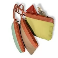 NECESSAIRE 