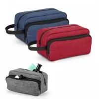 Bolsa de cosméticos em 300D de alta densidade com pega, bolso frontal, interior forrado e zíper. 220 x 115 x 115 mm