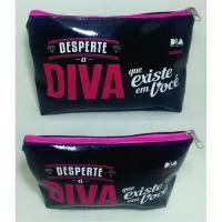 necessaire em verniz