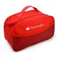 Somos fabricantes! Produzimos essa necessaire em qualquer cor. A gravação pode ser feita em serigrafia, bordado ou sublimação. Medidas 25x10x14. Muito prática para manter seus produtos organizados. Possui bolso telado frontal. Divulgue  SUA MARCA aqui!