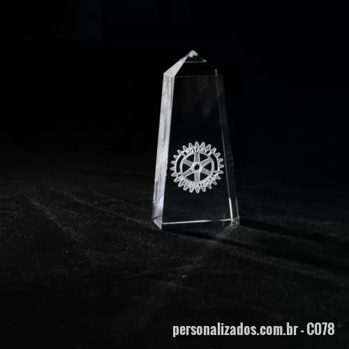 Objeto de decoração personalizado - Objeto de decoração de cristal, temos diversos formato e tamanhos. Gravamos qualquer imagem ou logo e frase.