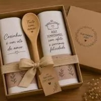 FABRICAMOS PANOS PERSONALIZADOS EM ALGODÃO QUALIDADE PREMIUM.DESENVOLVEMOS KITS EXCLUSIVOS EM CAIXAS PERSONALIZADAS.