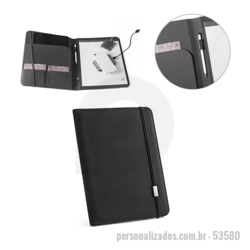 Pasta para congresso ou convenção personalizada - Pasta para congresso ou convenção Personalizada - 53580 - Pasta A4 em poliéster 100% reciclado 300D, com elástico para fecho. O interior contém vários bolsos, suporte para esferográfica (não inclusa) e um caderno com 40 páginas pautadas, em papel proveniente de gestão florestal sustentável. Fornecida em bolsa non-woven.  Dimensões do produto: 230 x 330 x 50 mm - 180181 - Pasta para congresso ou convenção