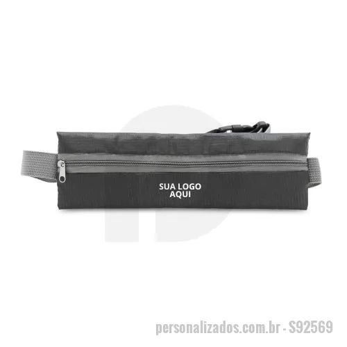 Pochete personalizado - Apresentamos a Pochete Doleira Personalizada: combine segurança e estilo com um toque único! Ideal para guardar dinheiro, documentos e pequenos objetos, essa pochete é a escolha perfeita para viagens, passeios e eventos. Feita em material resistente, com fechamento em zíper e ajuste de cintura confortável, garante praticidade e conforto. O diferencial? Personalize com seu nome, logo ou design preferido, tornando a pochete exclusiva e única. Uma opção funcional e cheia de personalidade para quem valoriza organização e estilo. Adquira a sua Pochete Doleira Personalizada agora mesmo e destaque-se!