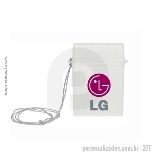 Porta cartão de crédito personalizada - Mariner Box Plus é um porta cartão/documentos compacto, prático de levar, com tampa articulada e cordão silicone PVC. Feito em Plástico Premium (PP) resistente.