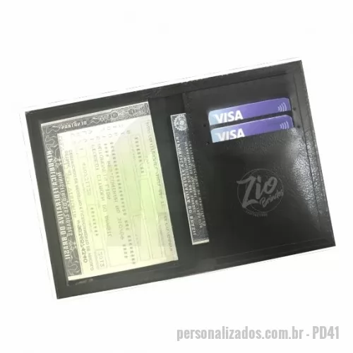 Porta documento personalizada - Porta Documento – PD41 pode ser produzido em couro ou sintético nobre diversas opções de materiais e cores. Possui bolso interno para documentos. Personalização com gravação em baixo relevo ou silkscreen 1 cor.