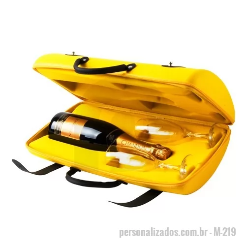 Porta garrafa personalizada - Maleta para armazenar champagne, vinho ou bebidas similares com espaço para comportar duas taças. Excelente maneira de presentear seus parceiros e colaboradores de uma maneira sofisticada e memorável.  Confeccionada em material termomoldado, esta emb