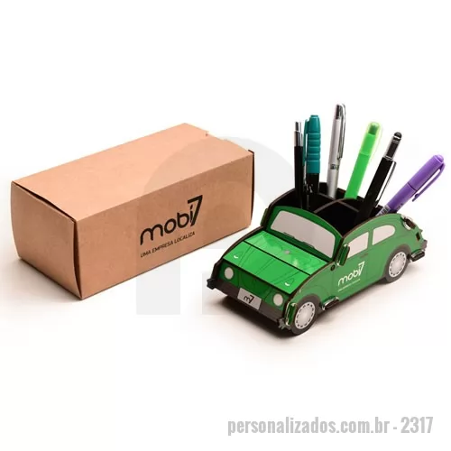 Porta objeto personalizada - Produto confeccionado em madeira MDF de 3 mm cortado à laser, formato 20,2x8,2x9 cm, com impressão digital 4 cores empastada na madeira MDF. O porta canetas é acondicionado em caixa de papel kraft 300 g com personalização silkscreen 1 cor. Desenvolvemos o produto com as cores da sua marca.