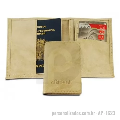 Porta passaporte personalizada - Porta passaporte com 4 (quatro) divisões para cartões. Cor a Definir - Gravação em baixo relevo.