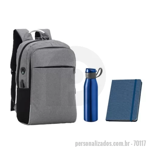 press kit personalizado - Kit Onboarding (Boas Vindas e Integração)  880320 Mochila em poliéster resistente, com compartimento interno, bolso frontal com zíper, bolso lateral em malha e alças ajustáveis e anatômicas. 884601 Garrafa em aço inox 304, com capacidade de até 700 ml, tampa rosqueável e anel de silicone para vedação. 880004 Caderno A5 de capa dura, com 80 folhas pautadas, marcador de páginas e elástico para fechamento.