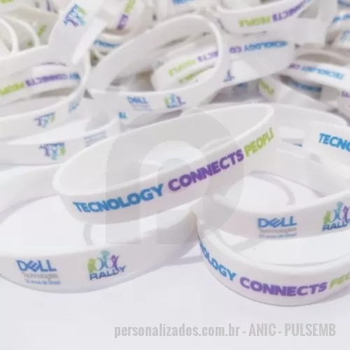Pulseira emborrachada personalizada - Pulseira personalizada emborrachada. Material em gel polímero, com impressão em silk.  Para públicos variados como: eventos filantrópicos e religiosos, corridas, maratonas, shows, praias e clubes campanhas ou promoções.ALÉM DESSE PRODUTO TEMOS OUTROS MODELOS EMAIS DE 3.000 ITENS EM NOSSO CATÁLOGO
