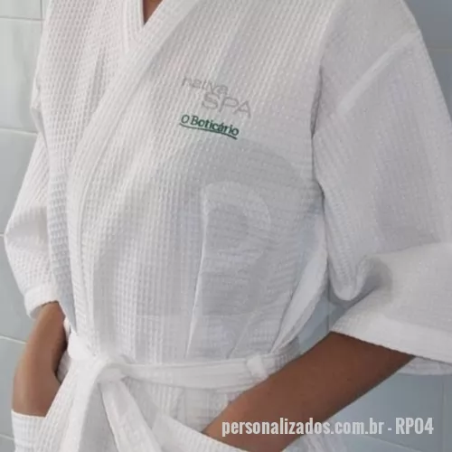 Roupão personalizado - Roupão em tecido Piquet Favo, personalização em bordado