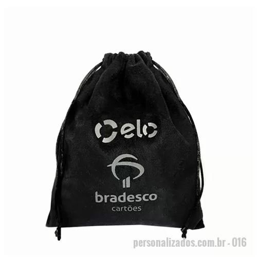 Saco de suede personalizado - Saco de Suede Preto Saco de Suede preto,  fechamento com cordão de acetinado embutido. Divulgue sua marca com sofisticação e estilo, enquanto demonstra o cuidado com seus clientes ao embalar seus produtos ou brindes com os nossos saquinhos.