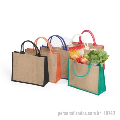 Sacola de Juta personalizada - Descrição: Sacola ecológica confeccionada em juta com alças costuradas na parte interna.  Altura :  30,7 cm  Largura :  38 cm  Profundidade :  13,5 cm  Comprimento :  Alça: 38 cm