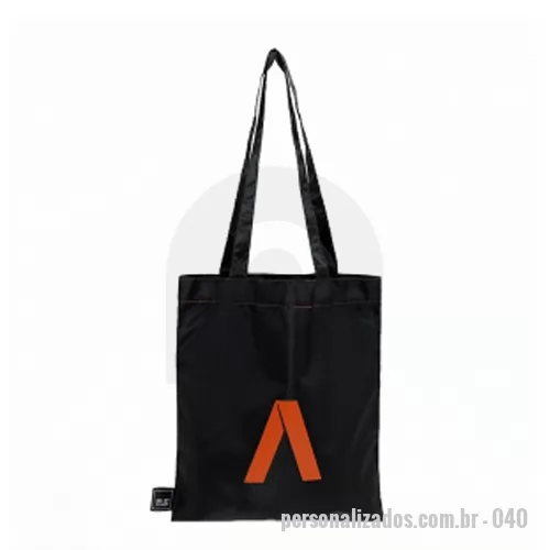 Sacola de Nylon personalizada - Sacola em nylon 300 com duas alças para ombro, logo personalizado em duas cores e etiqueta personalizada.