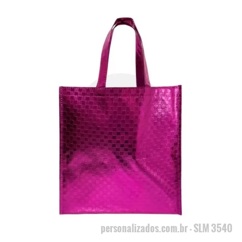 Sacola de TNT metalizado personalizada - Sacola de TNT Metalizado personalizada, 80g gramas, material pink. Outras opções de cores: dourado, prata, preto, vermelho.  A personalização é feita em Silk, até 2 cores, arte sob consulta e envio prévio.