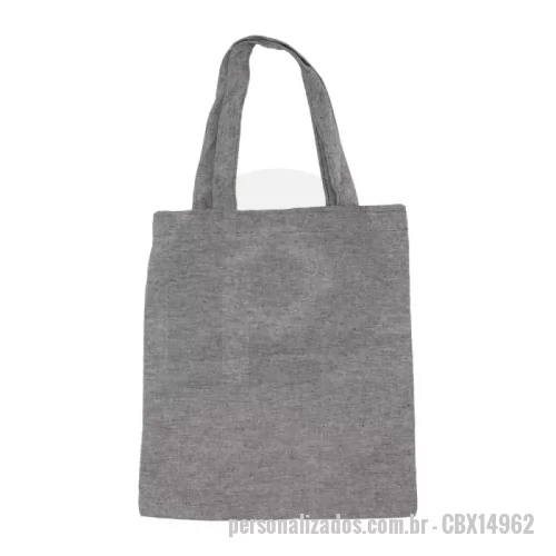 Sacola personalizada - Sacola Personalizada - CBX14962 - Sacola de Algodão com Alça Interna Costurada – Sustentável e Funcional  Esta sacola de algodão alia praticidade e estilo, ideal para compras, passeios e uso diário. Confeccionada em tecido resistente, possui alças costuradas na parte interna que conferem maior durabilidade e conforto ao segurar. Leve e espaçosa, facilita o transporte de itens variados, ao mesmo tempo em que contribui para a redução do uso de plástico.  Especificações:  Altura: 37,7?cm  Largura: 32?cm  Comprimento da alça: 56?cm  Área para gravação: 33,5?cm x 31?cm  Peso aproximado: 70?g - 176075 - Sacola