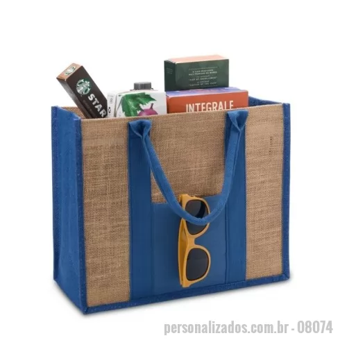 Sacola personalizada - Sustentabilidade e resistência num só item! Nossa Sacola confeccionada em linho é mais uma opção para quem busca itens responsáveis ecologicamente. Com ótimo espaço interno e alças costuradas, leve-a para qualquer lugar.