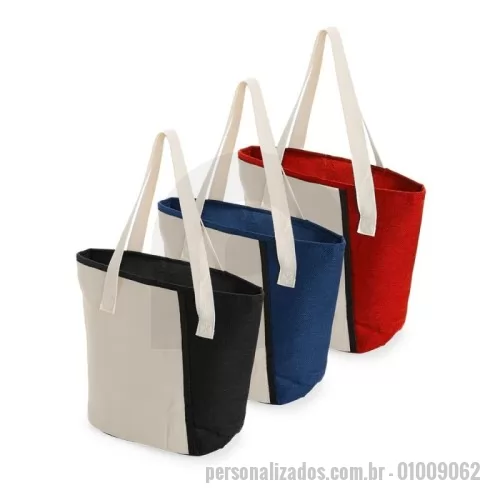 Sacola térmica personalizada - Bolsa térmica confeccionada em poliéster com detalhes e alças em algodão e capacidade para até 9 litros.