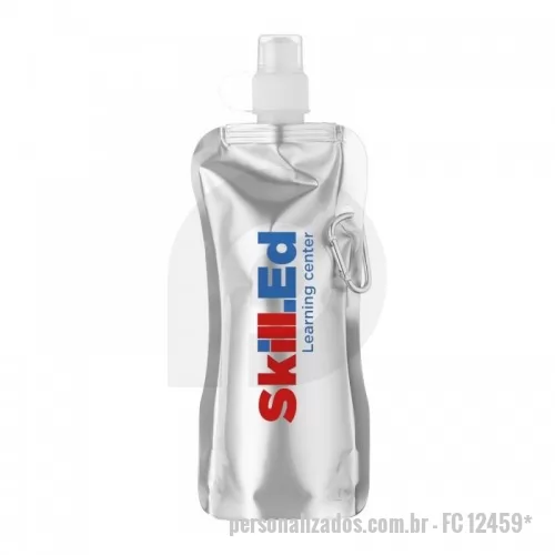 Squeeze dobrável personalizado - Squeeze dobrável de plástico com 480ml. Squeeze colorido acinturado com mosquetão superior de acordo com a cor do squeeze, possui tampa de bico texturizada e protetor plástico para o bico(com alça).  Altura :  26 cm  Largura :  12,6 cm  Medidas aproximadas para gravação (CxL):  19 cm x 7 cm  Peso aproximado (g):  25
