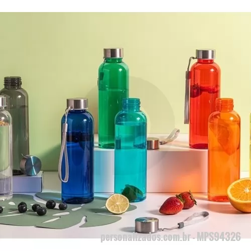 Squeeze ecológico personalizado - Squeeze em rPET 100% reciclado e tampa em aço inox, com pega em corda para facilitar o transporte. Caixa branca 94656 vendida opcionalmente. Certificação EU Food Grade.