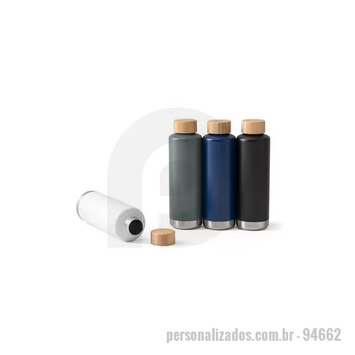 Squeeze metálico personalizado - Squeeze em aço inox com parede dupla isolada a vácuo, parede interna revestida de cobre e tampa em bambu com vedante de silicone para proteção extra. Tem capacidade até 640 ml e mantém as bebidas quentes por 16 h e frias por 48 h. Contém revestimento