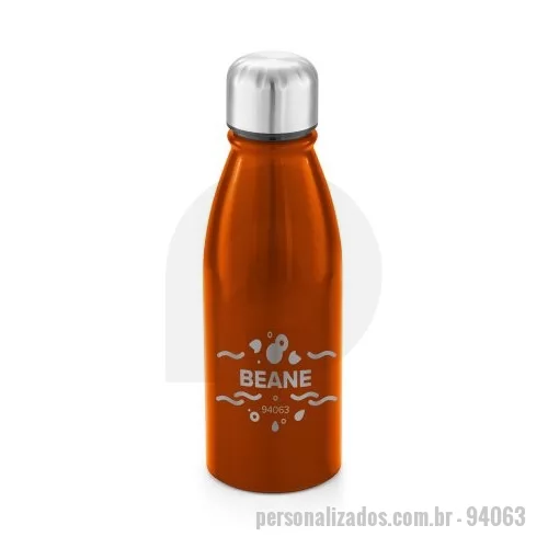 Squeeze personalizado - Squeeze em alumínio com tampa em aço inox. Capacidade até 500 mL. Caixa branca 94656 vendida opcionalmente. Certificação EU Food Grade. ø67 x 205 mm  Caixa exterior (m): 0,690X0,360X0,230 Peso da caixa (Kg.): 5.100 Peso do Produto (g.): 85 Caixa Exterior (Un.): 50 Caixa interior (Un.): 1 NCMS: 7615.10.00 Packing individual: Polybag Packing após gravação: Sem polybag Certificados: Food Safety, BPA Free País de origem: China