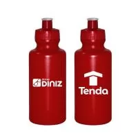 Squeeze de PE resistente e flexível, tampa rosqueável em PP e bico em PVC cristal. Acabamento e vedação impecável. Capacidade de 550 mL