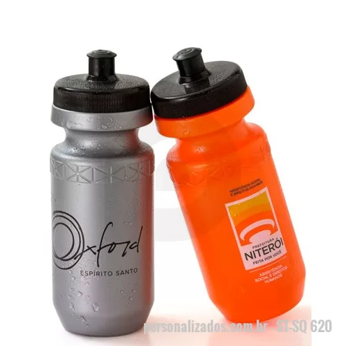 Squeeze plástico personalizado - Squeeze personalizado com capacidade de 620 ml é um ótimo brinde pois associa sua marca a situações de lazer. Devido ao seu baixo custo, o squeeze é de alta utilidade, encaixa-se como uma ótima opção de brinde para qualquer ocasião. É o brinde ideal 