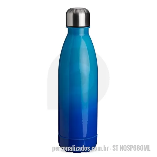 Squeeze plástico personalizado - Garrafas para personalizar, confeccionada em PVC, com tampa rosqueável de aço inox. A garrafa possui pintura externa e capacidade de 680 ml. O brinde é ideal para presentear colaboradores e clientes. A personalização é feita em área nobre em Silkscre