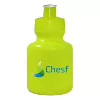 Squeeze de PE resistente e flexível, tampa rosqueável em PP e bico em PVC cristal. Acabamento e vedação impecável. Capacidade de 300 mL