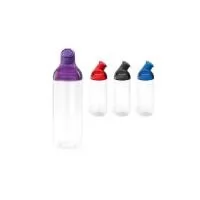 Squeeze em Tritan™ e AS com capacidade até 900 mL e com argola para transporte.