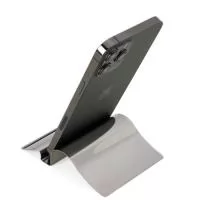 Descrição: Porta celular em inox espelhado.  Altura :  12,2 cm  Largura :  8,5 cm   7 cm x 1,5 cm  Peso aproximado (g):  47