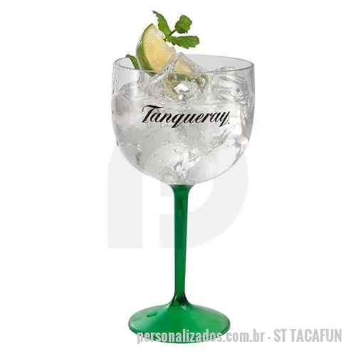 Taça de Gin personalizada - Taças de Acrilico Personalizadas, Com capacidade de 550 ml as taças de acrílico personalizadas é a escolha perfeito para promover e divulgar sua marca em feiras, eventos e coquetéis. Elas possuem boa variedade de cores e contam com área nobre para a 