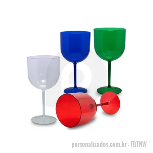 Taça personalizada - Essa taça personalizada é o novo modelo da nossa taça para gin mais vendida. Um brinde personalizado de muito sucesso!