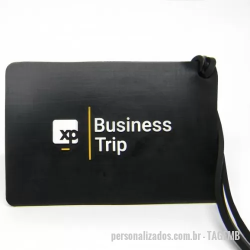 Tag personalizado - Chaveiro Emborrachado, Gravação em Alto relevo com a logo do cliente. Desenvolvimento de formato específico. Acabamento em cordão de nylon e argola (ou em corrente metálica e argola).