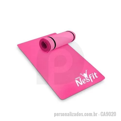 tapete de yoga personalizado - Tapete de Yoga em E.V.A, acabamento velcro e alça.  Medida 1,00 x 53 cm; Espessura 8 mm Com alça de mão   Alça de ombro opcional