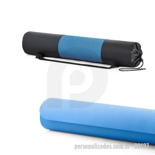 tapete de yoga personalizado - Tapete de exercício para yoga ou pilates em EVA com espessura até 4 mm. Inclusa bolsa em poliéster com rede para não conservar odores e alça ajustável em tecido para transporte. Fechado: Ø115 x 635 mm | Aberto: 1830 x 610 x 4 mm