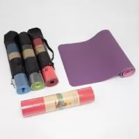 Tapete Yoga em TPE Ecológico, acompanha bolsa de transporte.