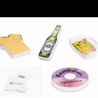 Toalha Fitness Compactada 100% algodão. Os produtos compactados voltam ao tamanho normal, após entrarem em contato com água.