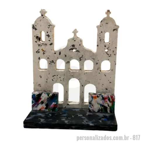 Troféu ecológico personalizado - Green Plasticaria, fabricado 100% com plástico reciclado, produto inovador e eco sustentável,  a escolha ideal para o meio ambiente e para adequação às estratégias corporativas de ESG.