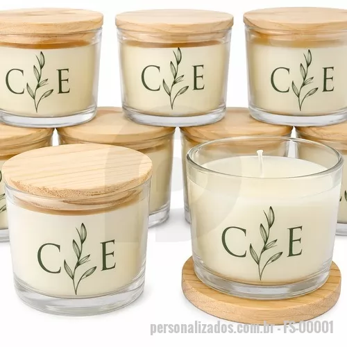 Vela personalizada - Velas Aromáticas Personalizas 135 a 140g! Acompanha caixas individuais, podendo ser brancas, pratas ou douradas! Aroma a critério do cliente conforme disponibilidade em nosso estoque!